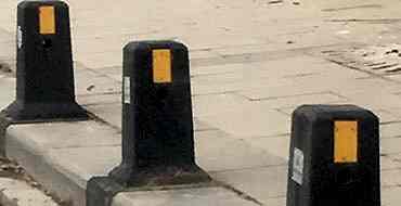 30 X 30 Reflektörlü Dikili Sınır Elemanı (Siyah Mineral Yüzey)